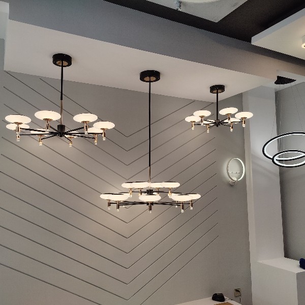 餐廳買(mǎi)什么燈好看？餐廳燈怎么選？